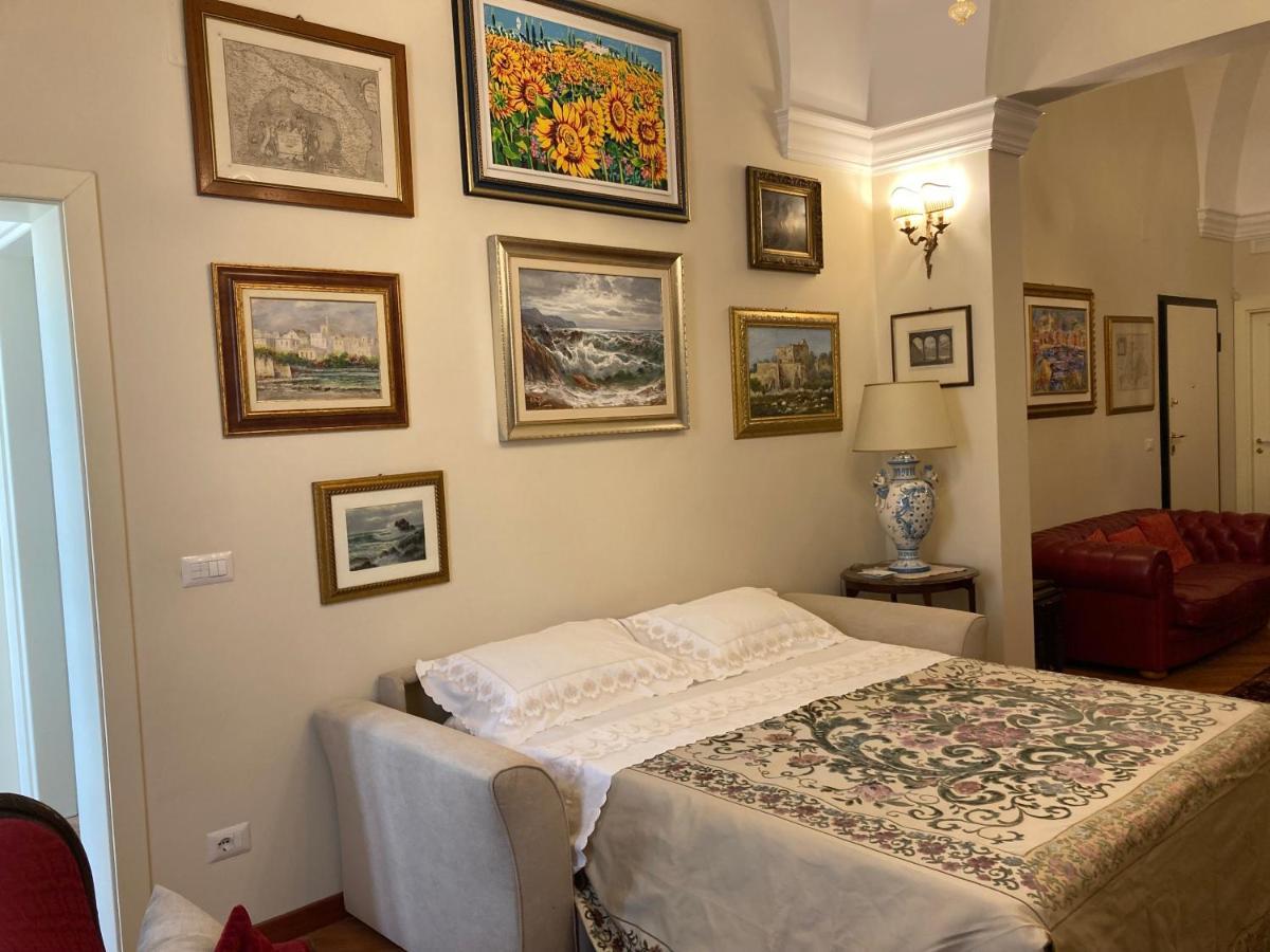 B&B Ai Due Santi Lecce Exterior foto
